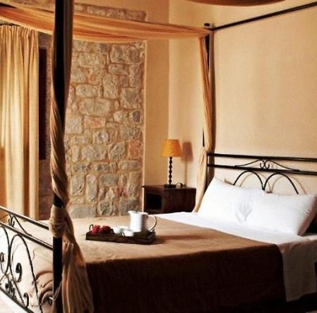 Vlyhada Guesthouse Pírgos Dhiroú Kültér fotó