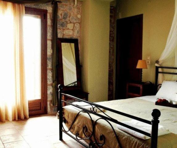 Vlyhada Guesthouse Pírgos Dhiroú Kültér fotó
